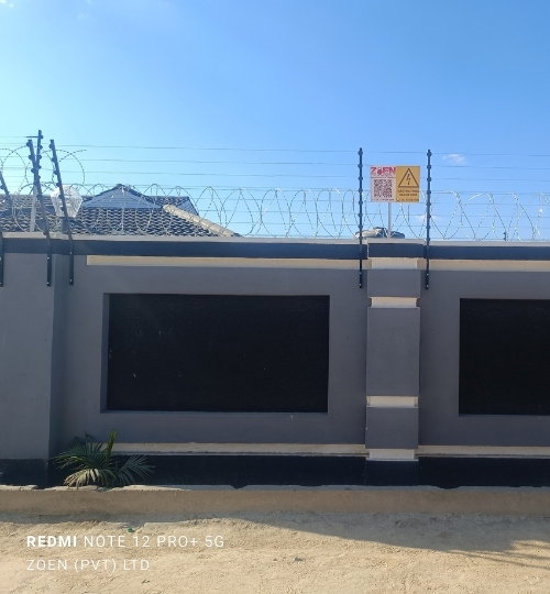 Razor wire & Electric Fence